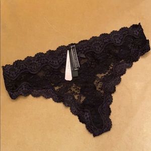 Victoria’s Secret Black Lace Thong, NWT